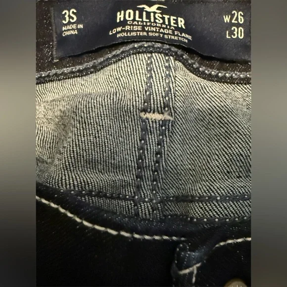 Hollister 3S 26W/30L Low Rise Vintage Flare with Soft Stretch Dark Blue Jeans - Picture 6 of 6